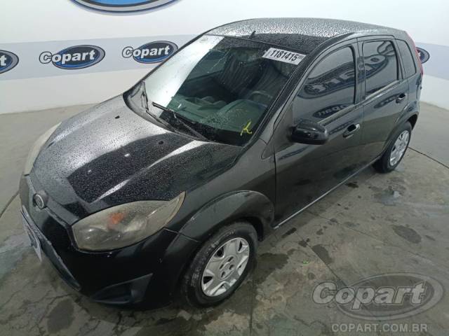 2011 FORD FIESTA 