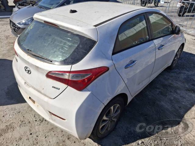 2015 HYUNDAI HB20 