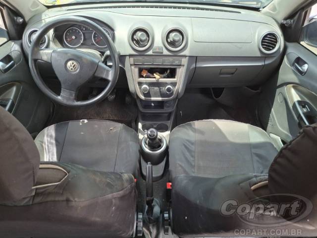 2010 VOLKSWAGEN VOYAGE 