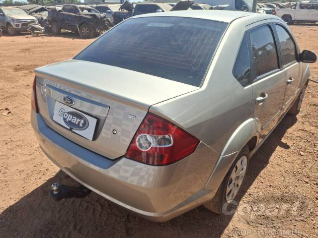 2009 FORD FIESTA SEDAN 