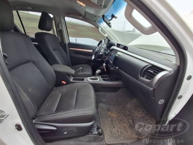 2025 TOYOTA HILUX CD 