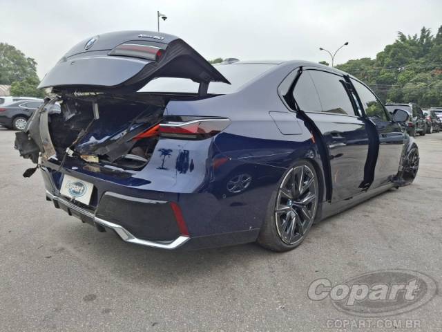 2024 BMW i7 