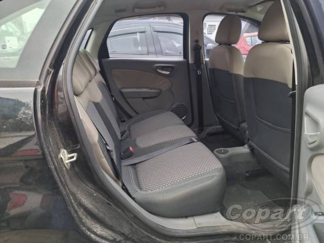 2013 FIAT GRAND SIENA 