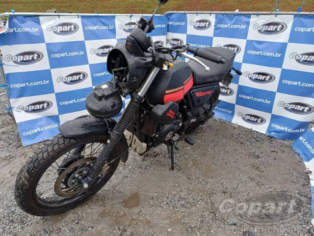 2023 ROYAL ENFIELD SCRAM 