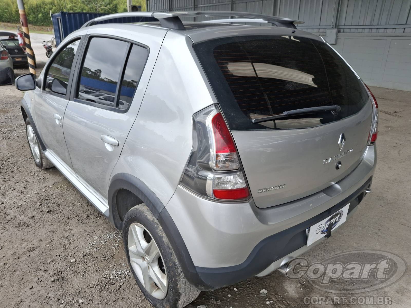 Foto 3: 2014 RENAULT SANDERO