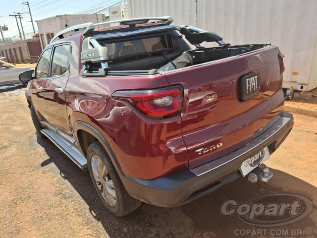 2017 FIAT TORO 