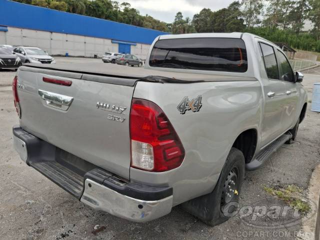 2022 TOYOTA HILUX CD 