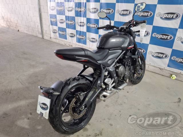 2025 TRIUMPH TRIDENT 