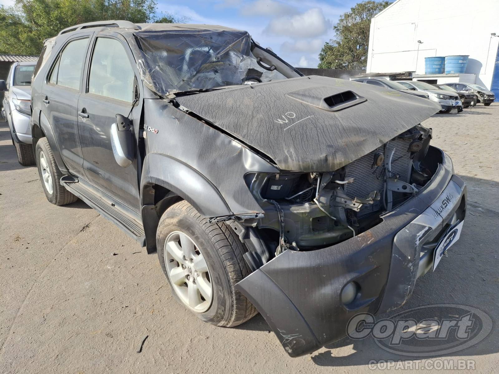Veículo Toyota Hilux SW4 Toyota Hilux SW4 SRV 3.0 2010 2010 em leilão