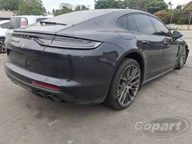 2022 PORSCHE PANAMERA 