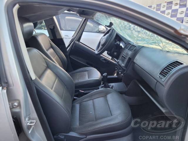 2013 VOLKSWAGEN POLO SEDAN 