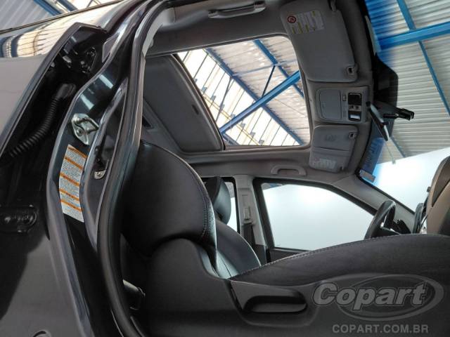 2010 SUBARU FORESTER 