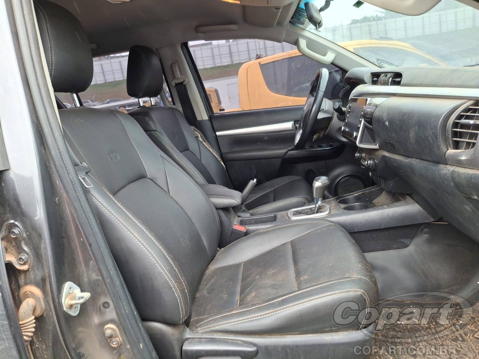 Foto 5: 2021 TOYOTA HILUX CD