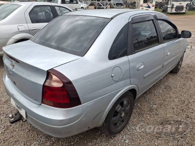 2011 CHEVROLET CORSA SEDAN 
