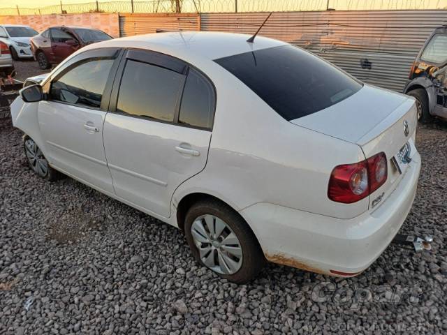 2014 VOLKSWAGEN POLO SEDAN 