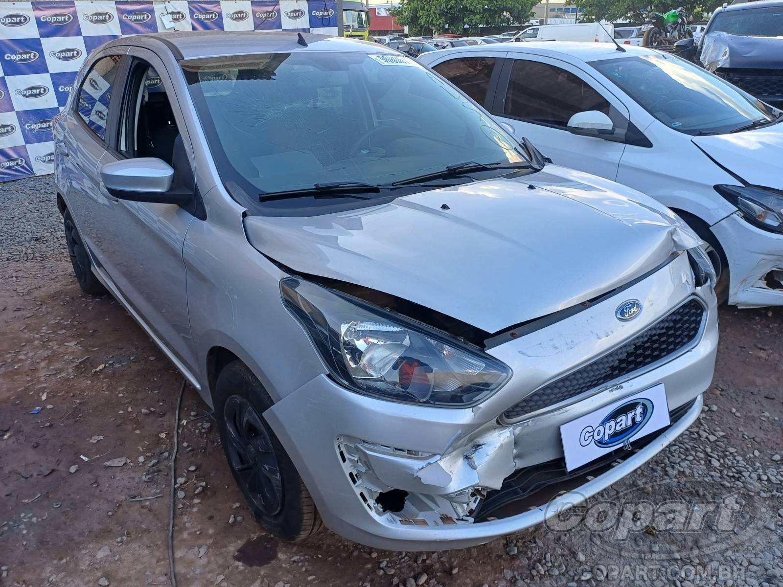 Veículo Ford Ka Ford Ka SE 1.0 12V TiVCT 2019 Médio Dano Frontal 2019 em leilão