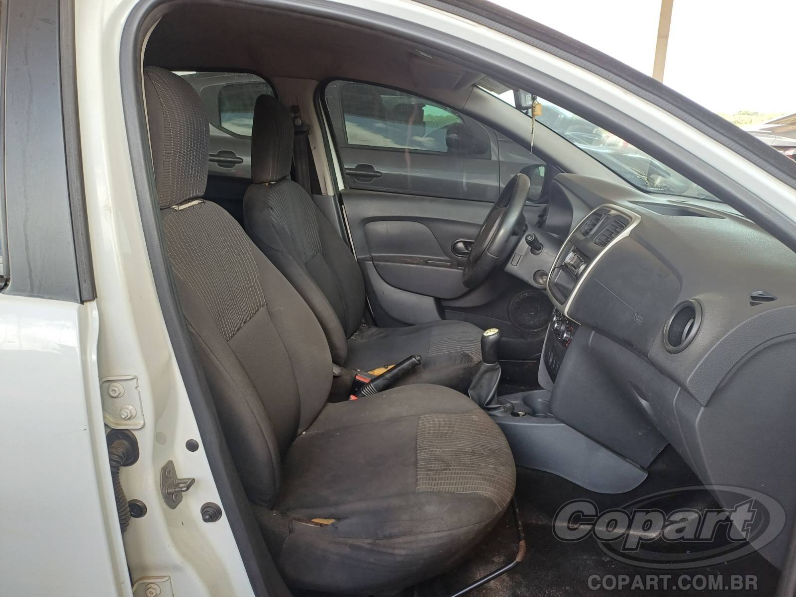 Foto 5: 2016 RENAULT SANDERO