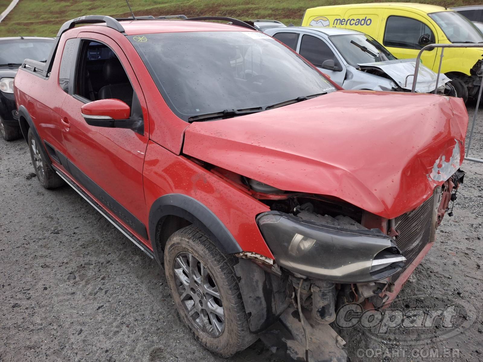 Volkswagen Saveiro CE 2014 em leilão