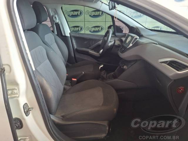 2017 PEUGEOT 208 