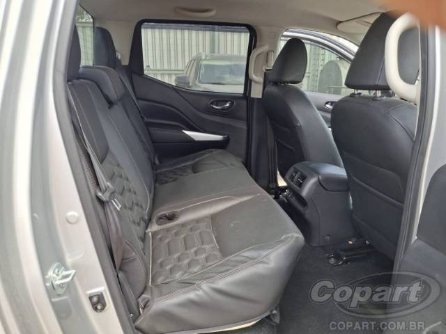 2024 NISSAN FRONTIER CD 