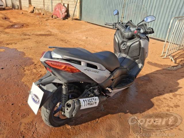 2022 YAMAHA XMAX 