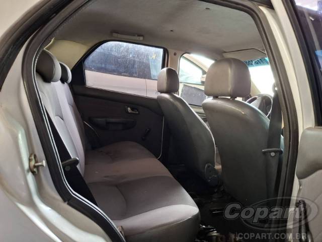 2004 FIAT PALIO 
