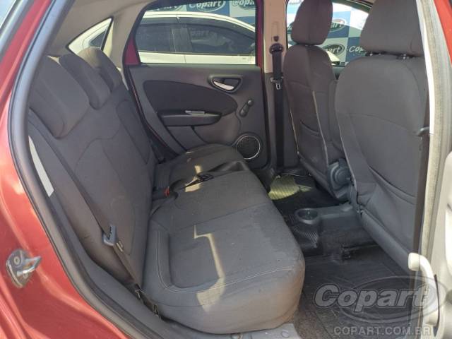 2015 FIAT GRAND SIENA 