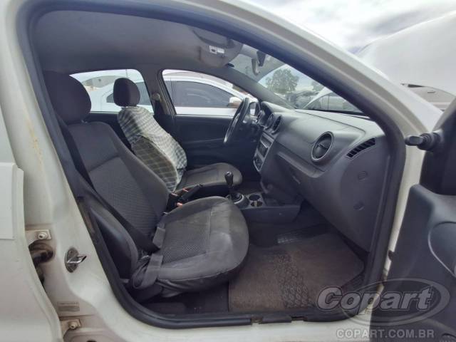 2016 VOLKSWAGEN GOL 