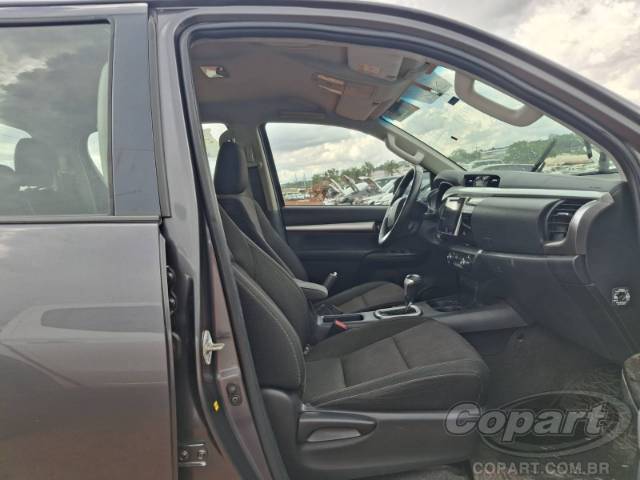 2019 TOYOTA HILUX CD 