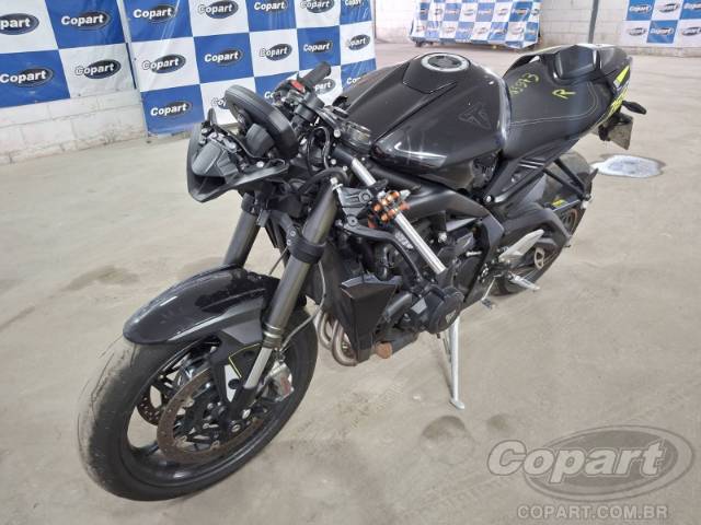 2025 TRIUMPH STREET TRIPLE 