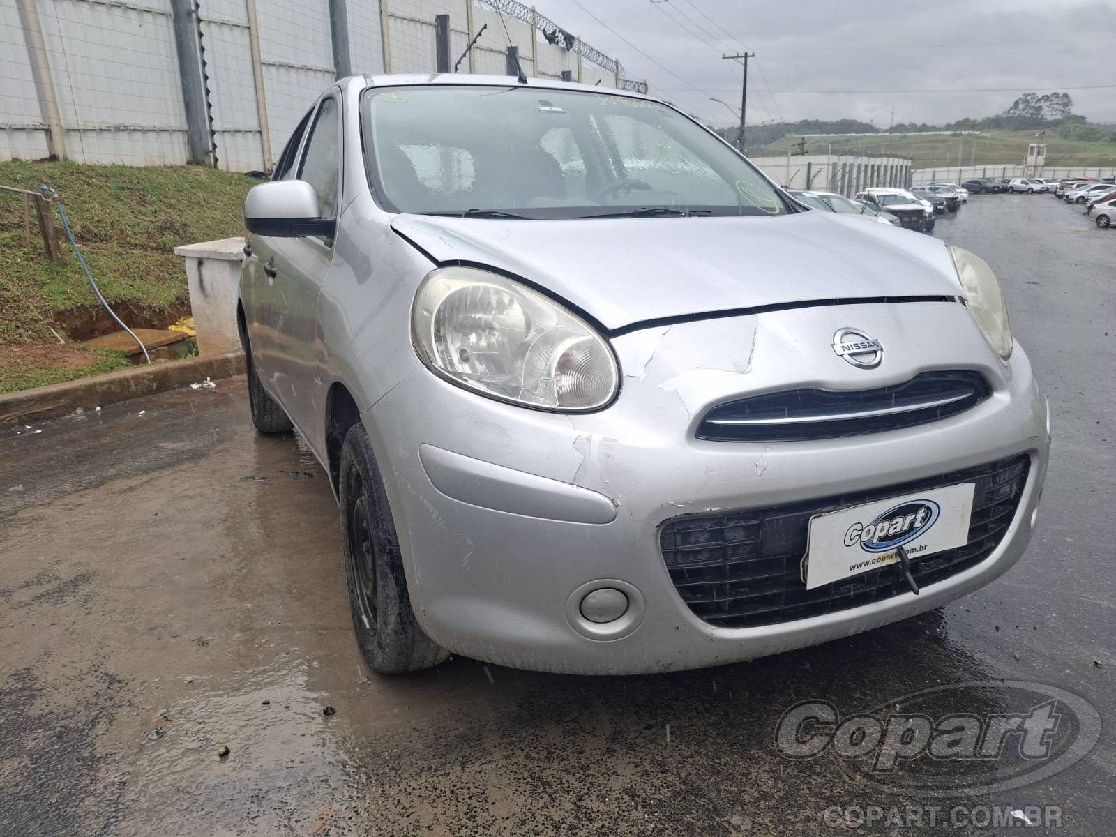 NISSAN MARCH 2013