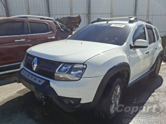 2020 RENAULT DUSTER 