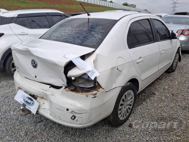 2012 VOLKSWAGEN VOYAGE 