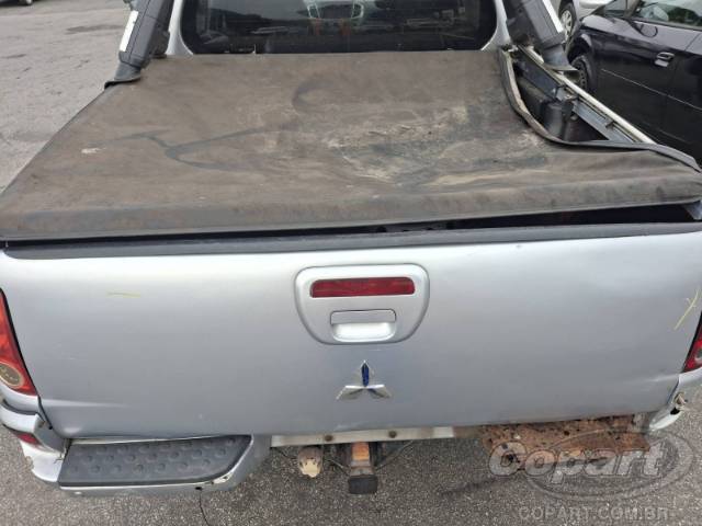 2010 MITSUBISHI L200 TRITON 