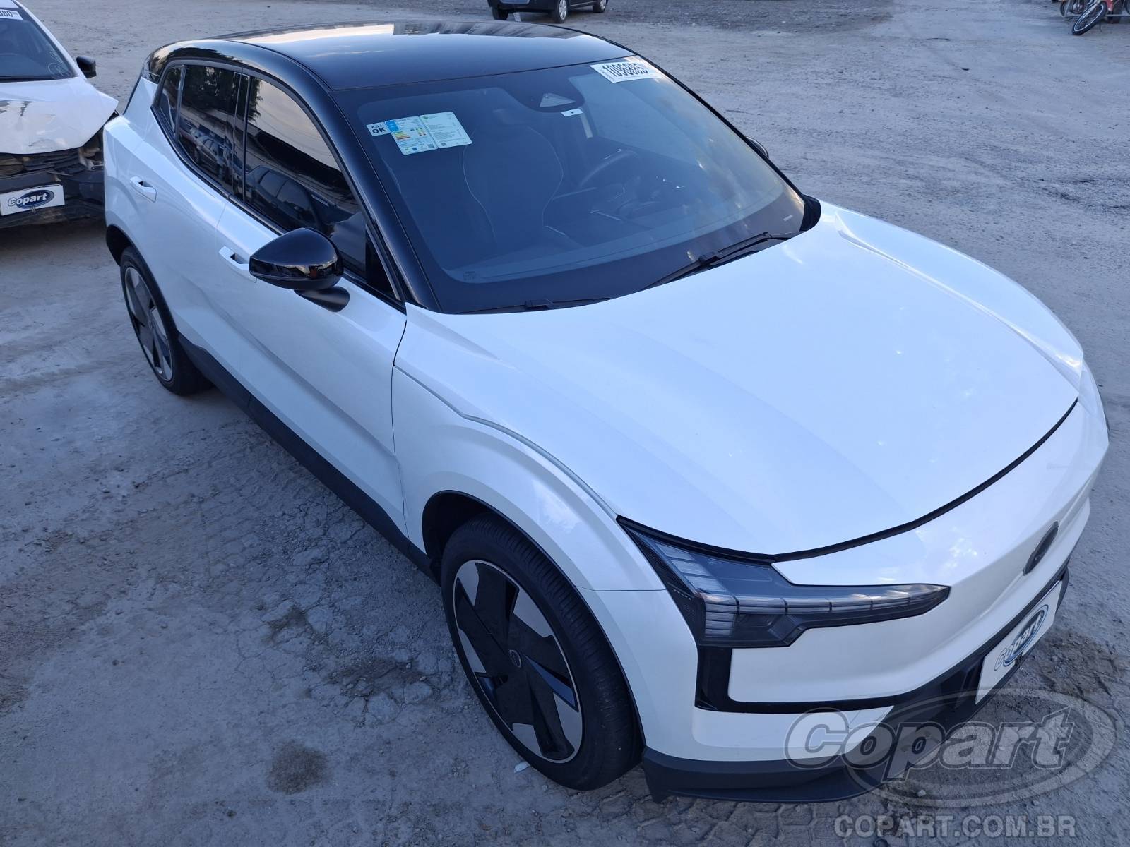 Volvo EX30 2024