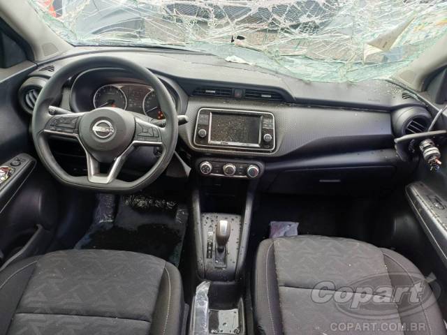 2025 NISSAN Kicks Play 