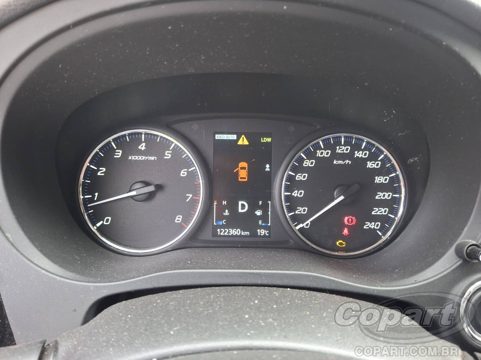 Foto 8 de 10: 2016 MITSUBISHI OUTLANDER