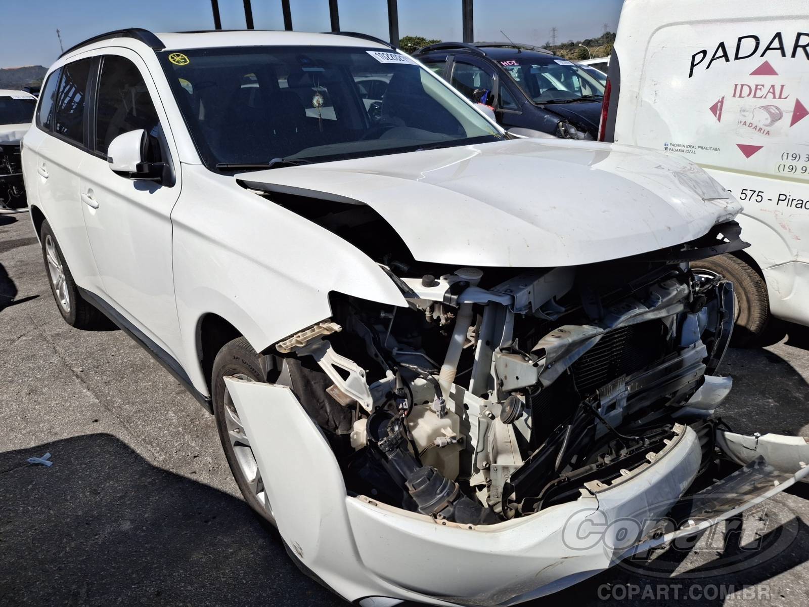 Veículo Mitsubishi Outlander MITSUBISHI OUTLANDER 2.0 16V MIVEC 2014 2014 em leilão