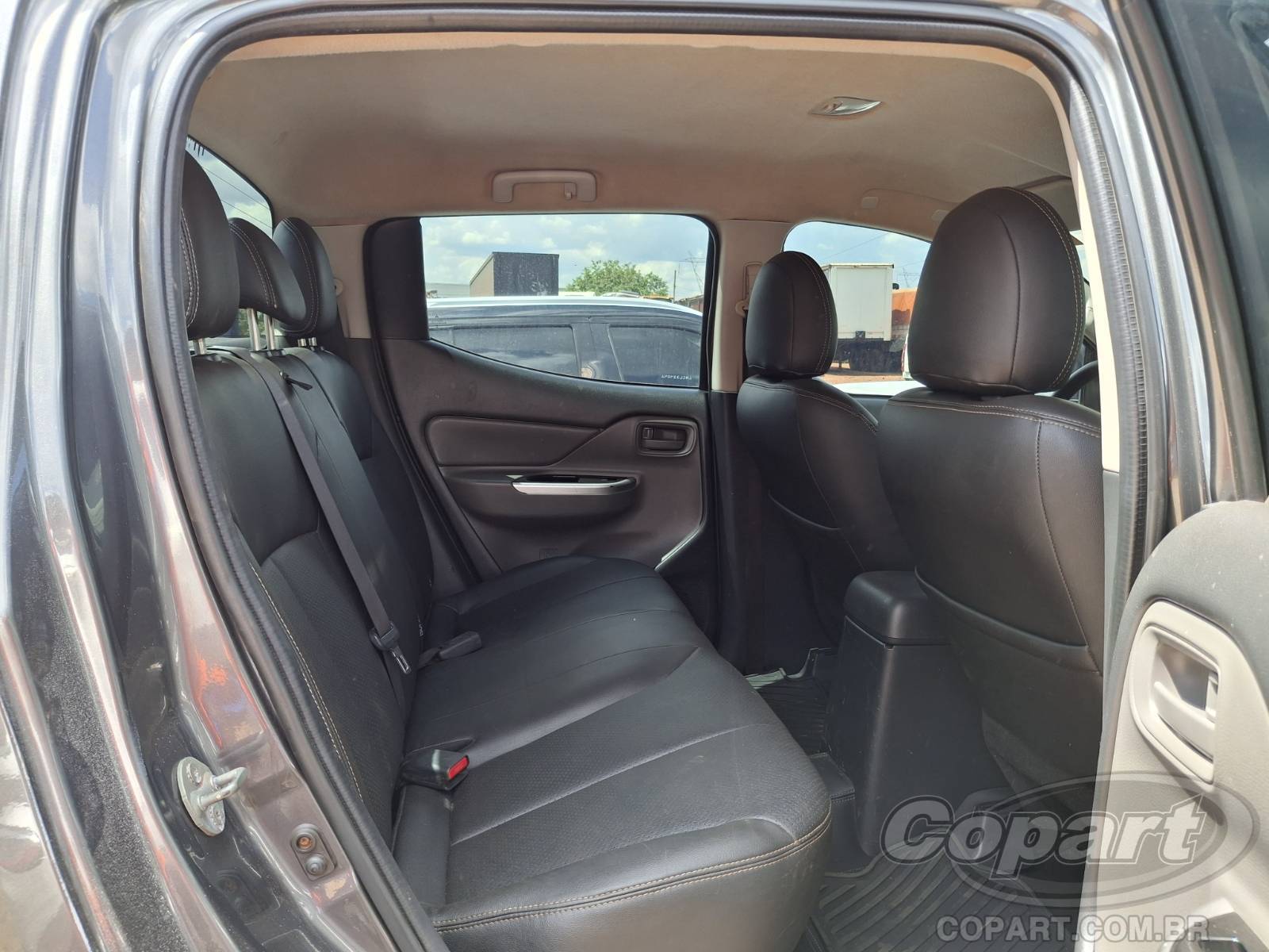 Foto 6 de 10: 2021 MITSUBISHI L200 TRITON