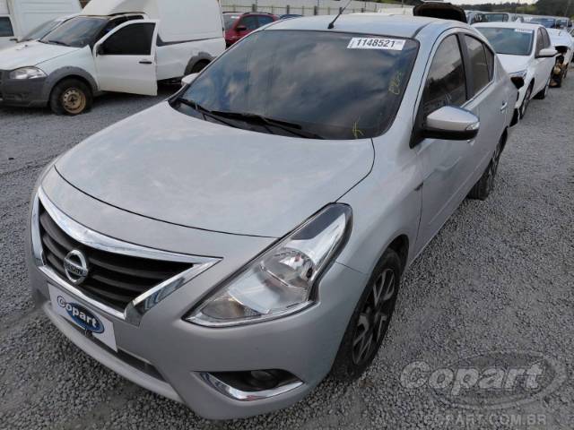 2017 NISSAN VERSA 