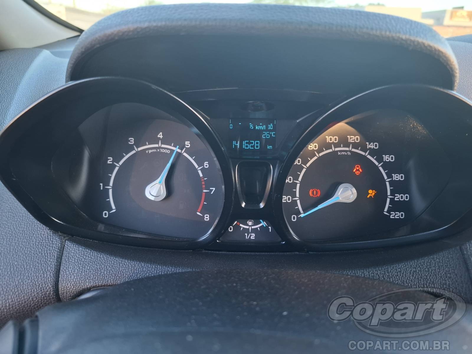 Foto 8 de 11: 2015 FORD ECOSPORT