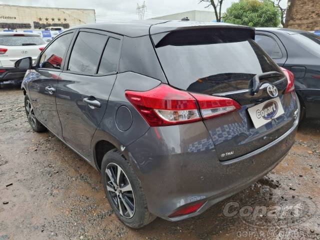 2022 TOYOTA YARIS 