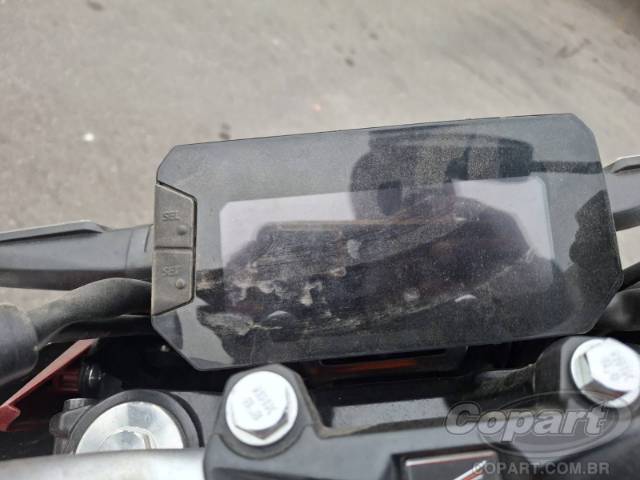 2026 HONDA CB 300F 