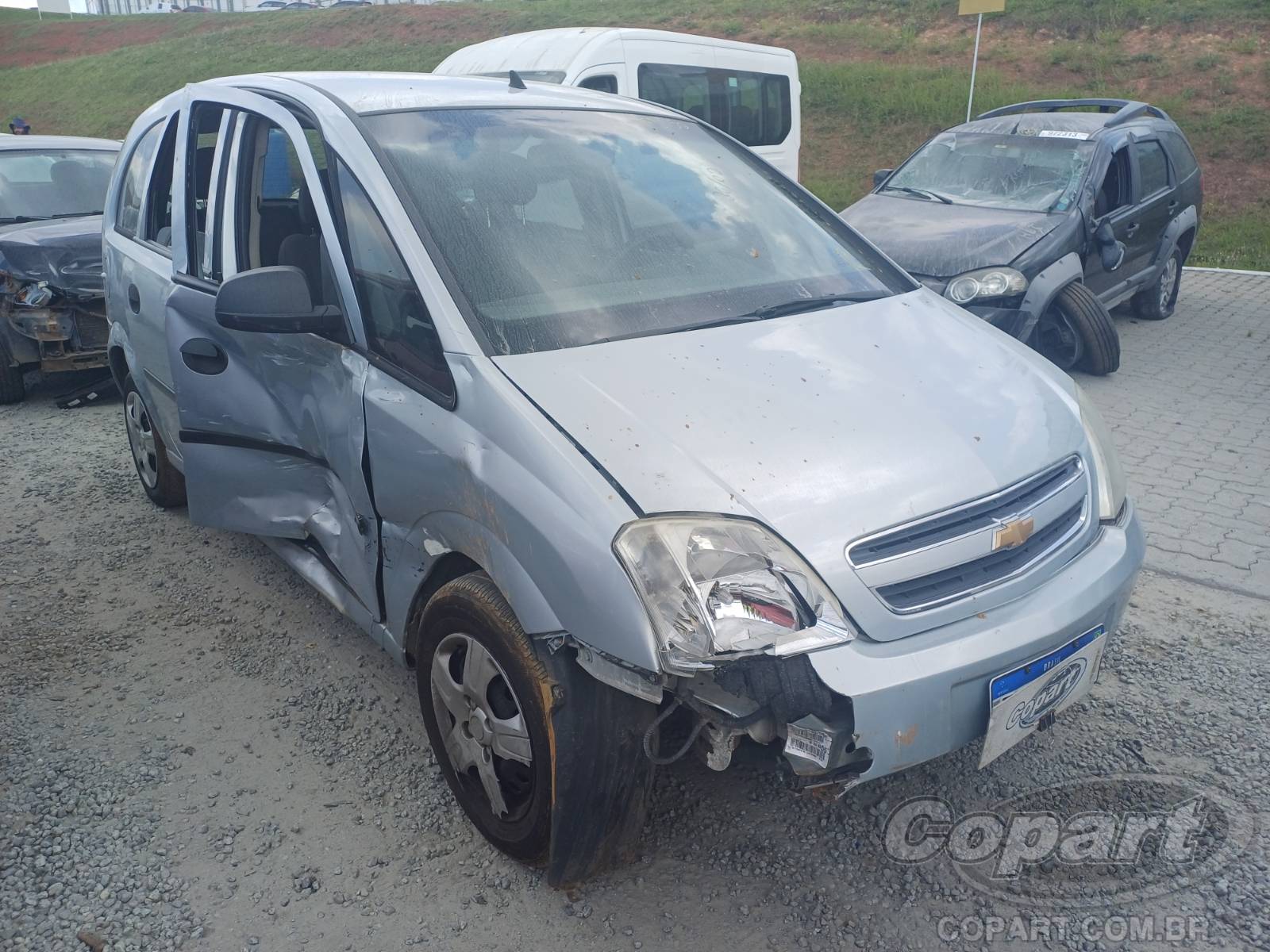 Veículo GM - Chevrolet Meriva Chevrolet Meriva Expression 1.8 FlexPower 2010 Colisão Média Monta 2010 em leilão