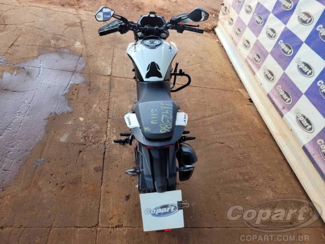 2025 BAJAJ DOMINAR 