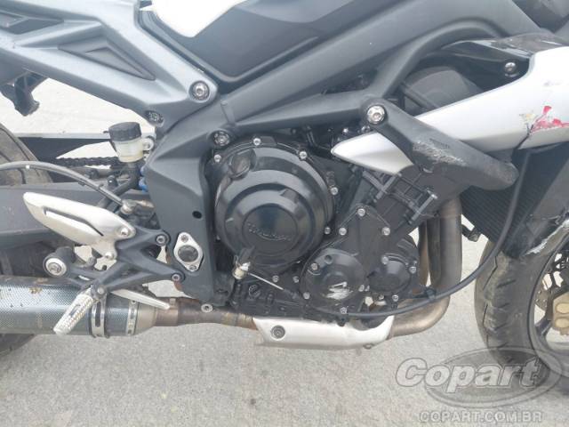 2015 TRIUMPH STREET TRIPLE 