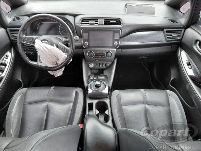 2022 NISSAN LEAF 