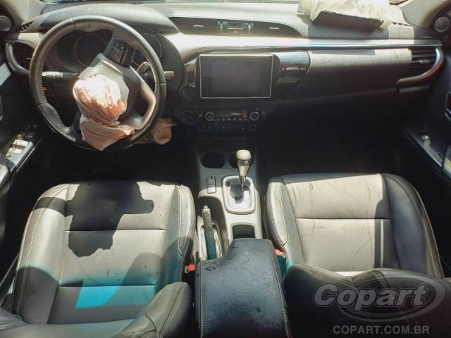 2017 TOYOTA HILUX CD 