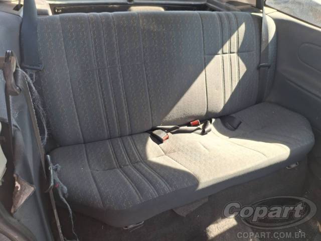 2000 CHEVROLET CORSA 