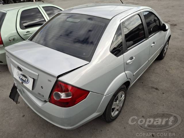 2009 FORD FIESTA SEDAN 